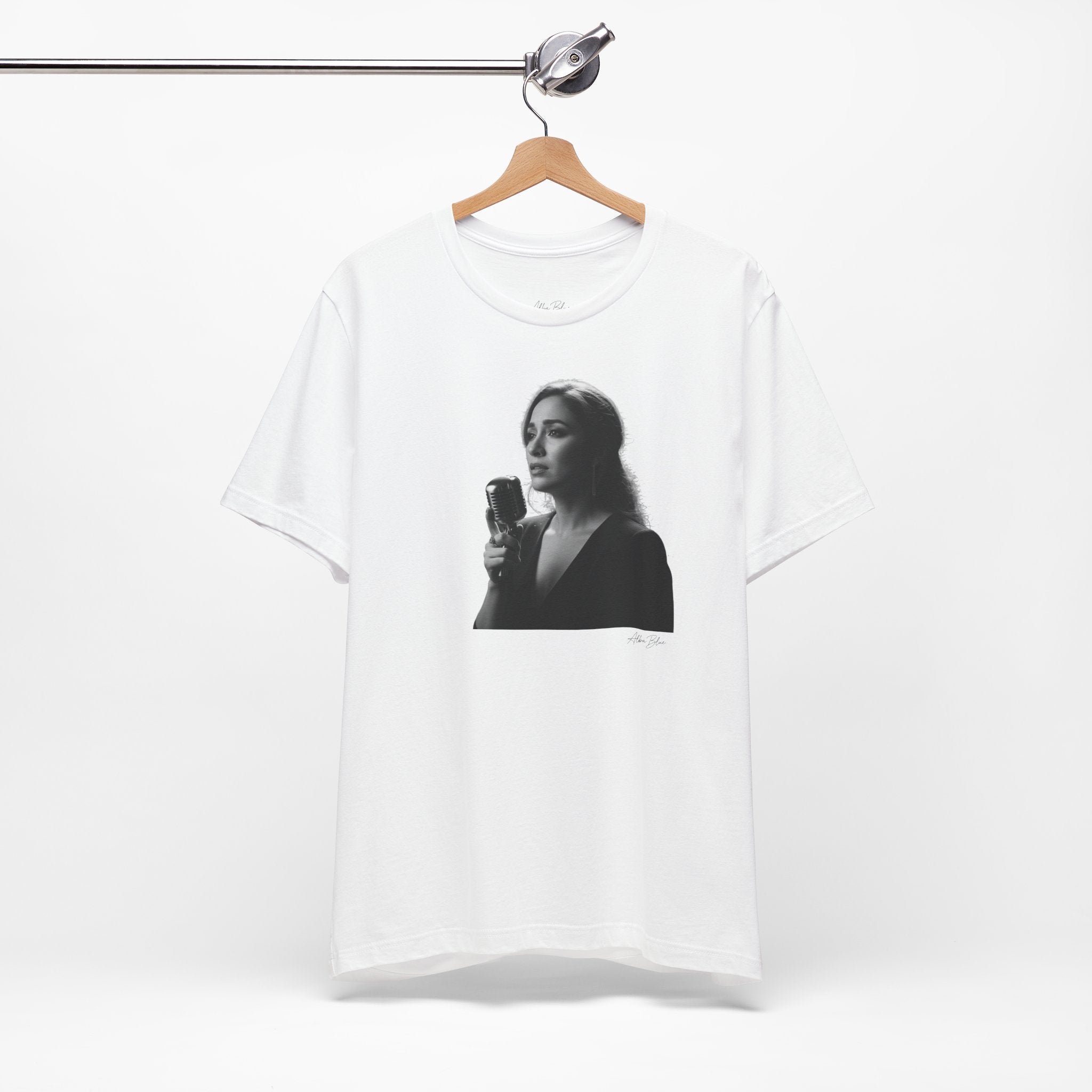 Alba Blue with Vintage Microphone Portrait T‑Shirt - Retro Singer Black & White Photo Tee