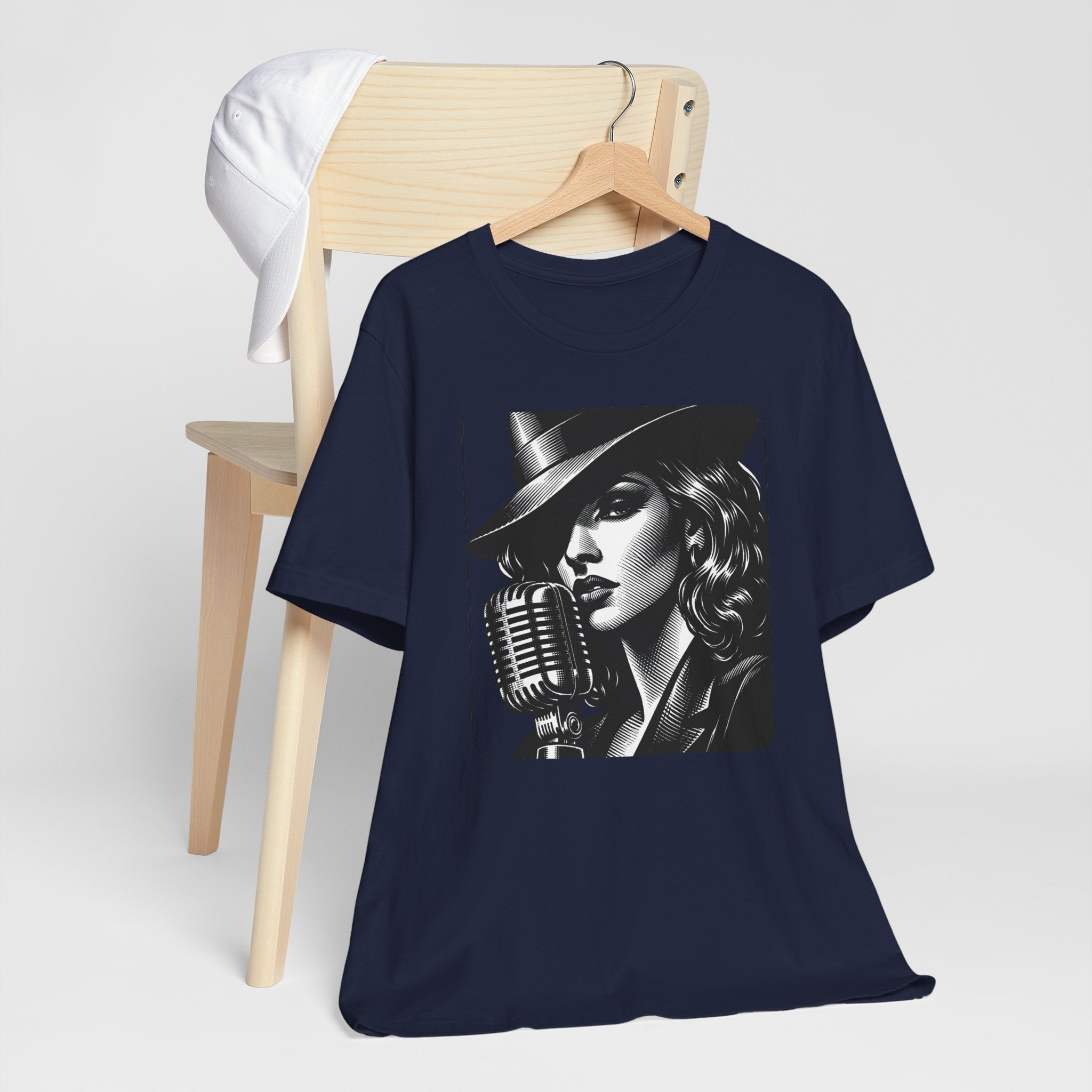 Vintage Jazz Singer T‑Shirt — Retro Microphone Noir Tee