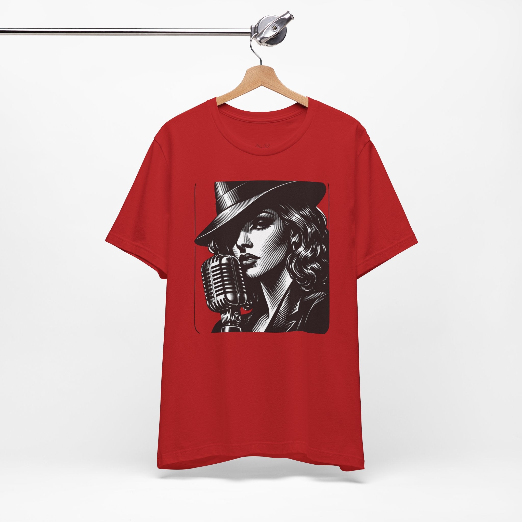 Vintage Jazz Singer T‑Shirt — Retro Microphone Noir Tee