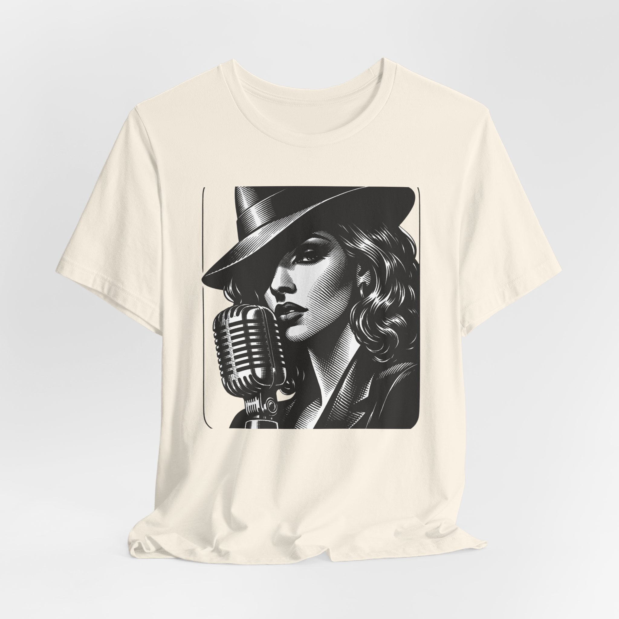 Vintage Jazz Singer T‑Shirt — Retro Microphone Noir Tee