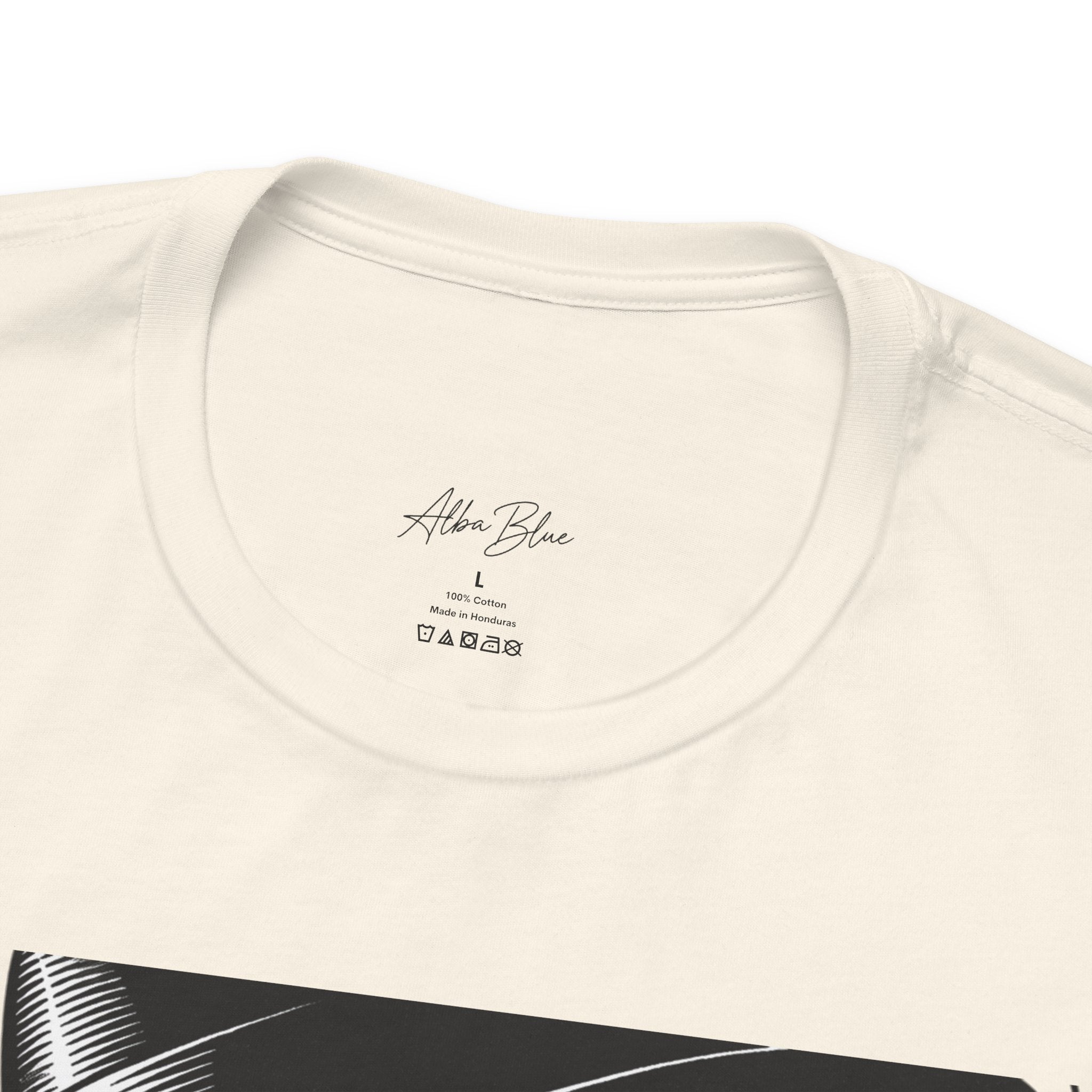 Vintage Jazz Singer T‑Shirt — Retro Microphone Noir Tee