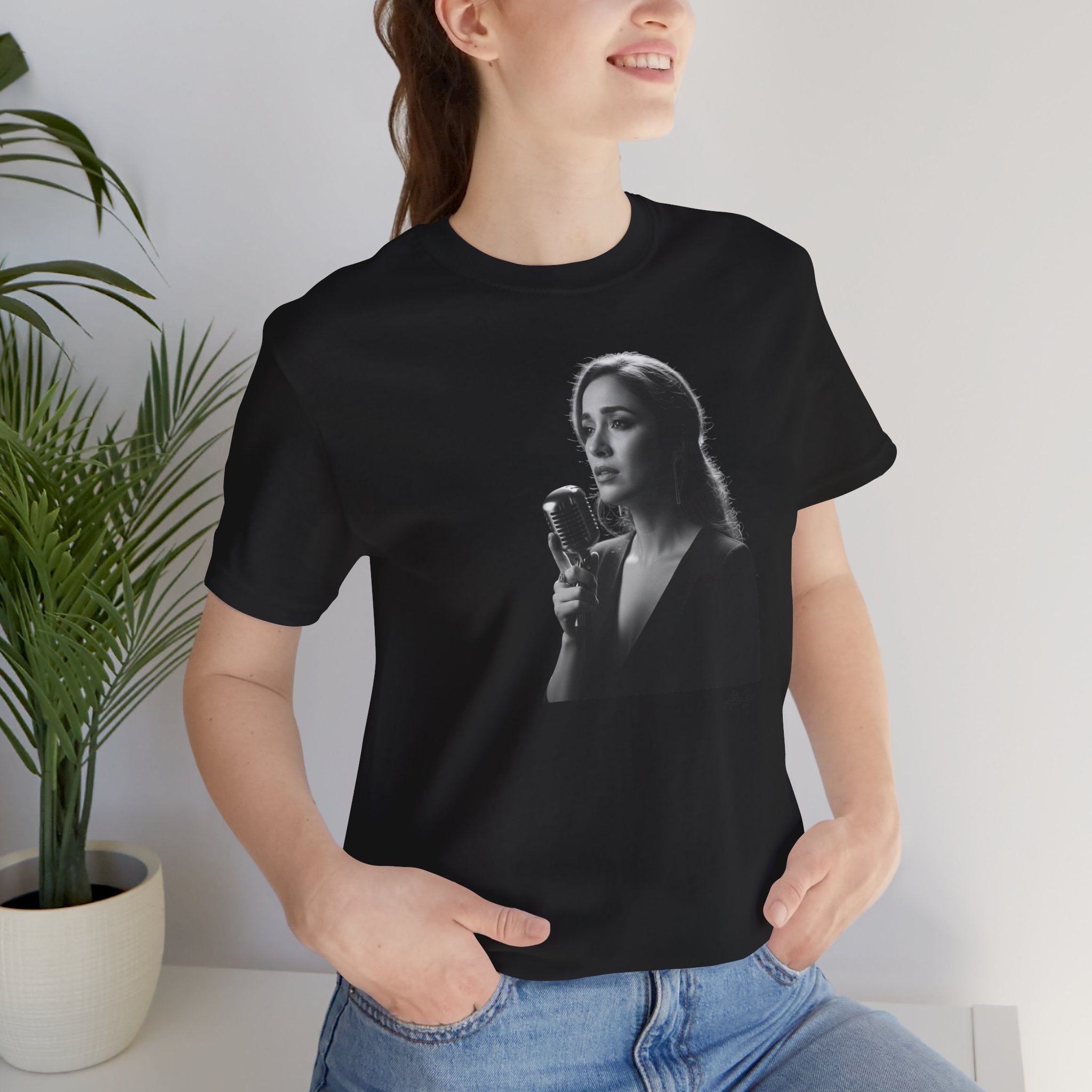 Alba Blue with Vintage Microphone Portrait T‑Shirt - Retro Singer Black & White Photo Tee
