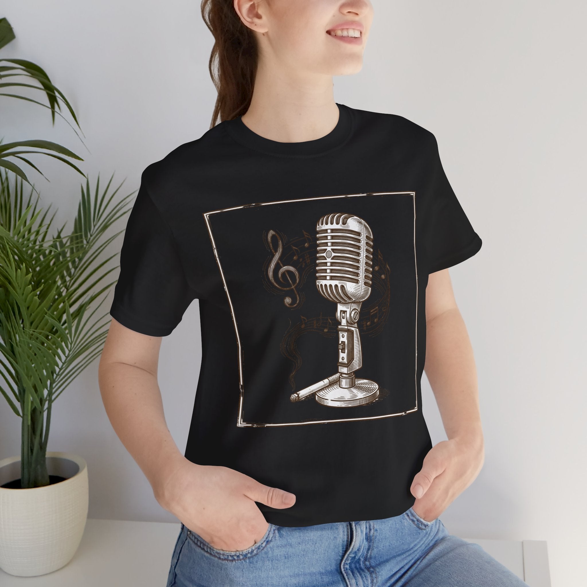 Vintage Microphone Music T‑Shirt – Retro Mic & Treble Clef Graphic Tee
