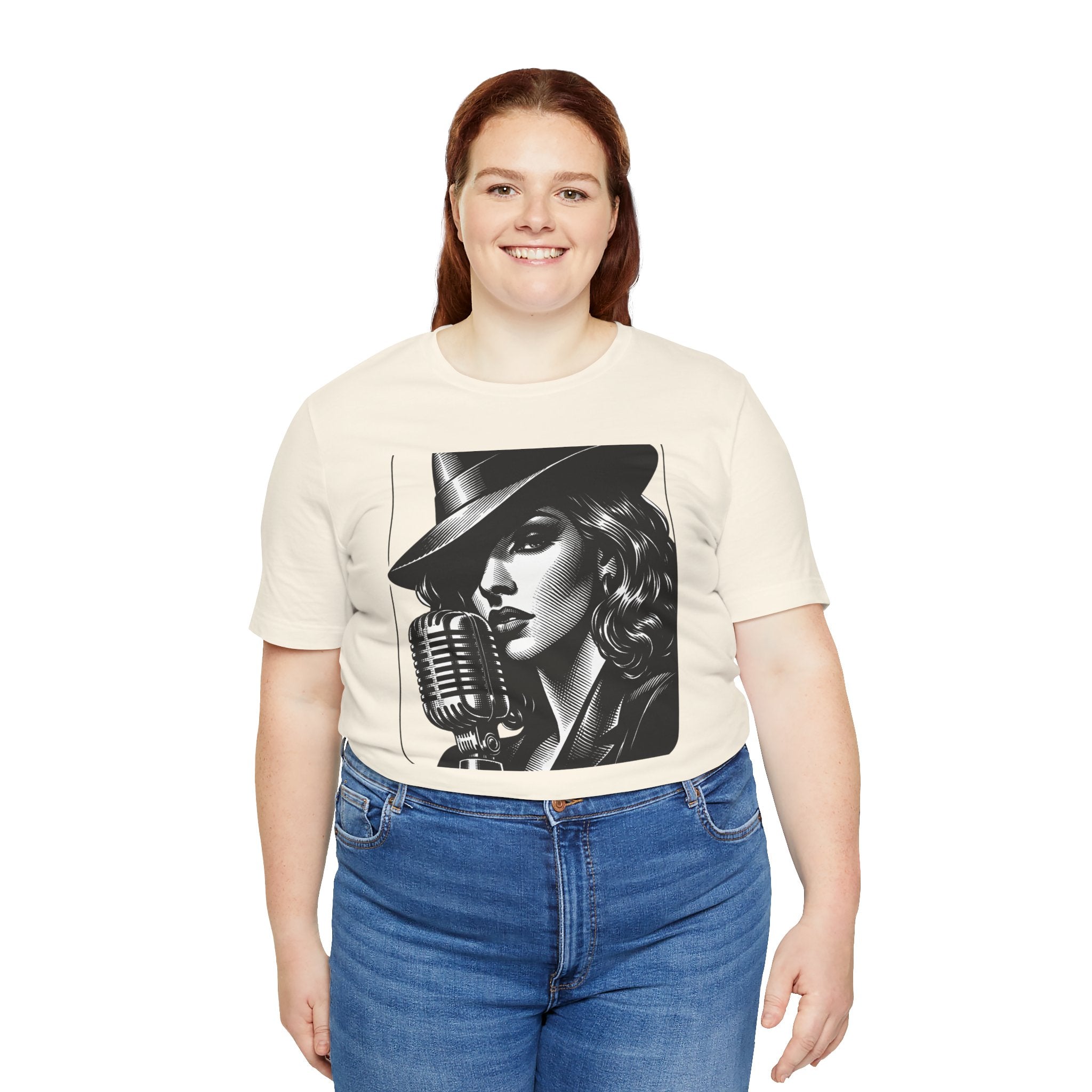 Vintage Jazz Singer T‑Shirt — Retro Microphone Noir Tee