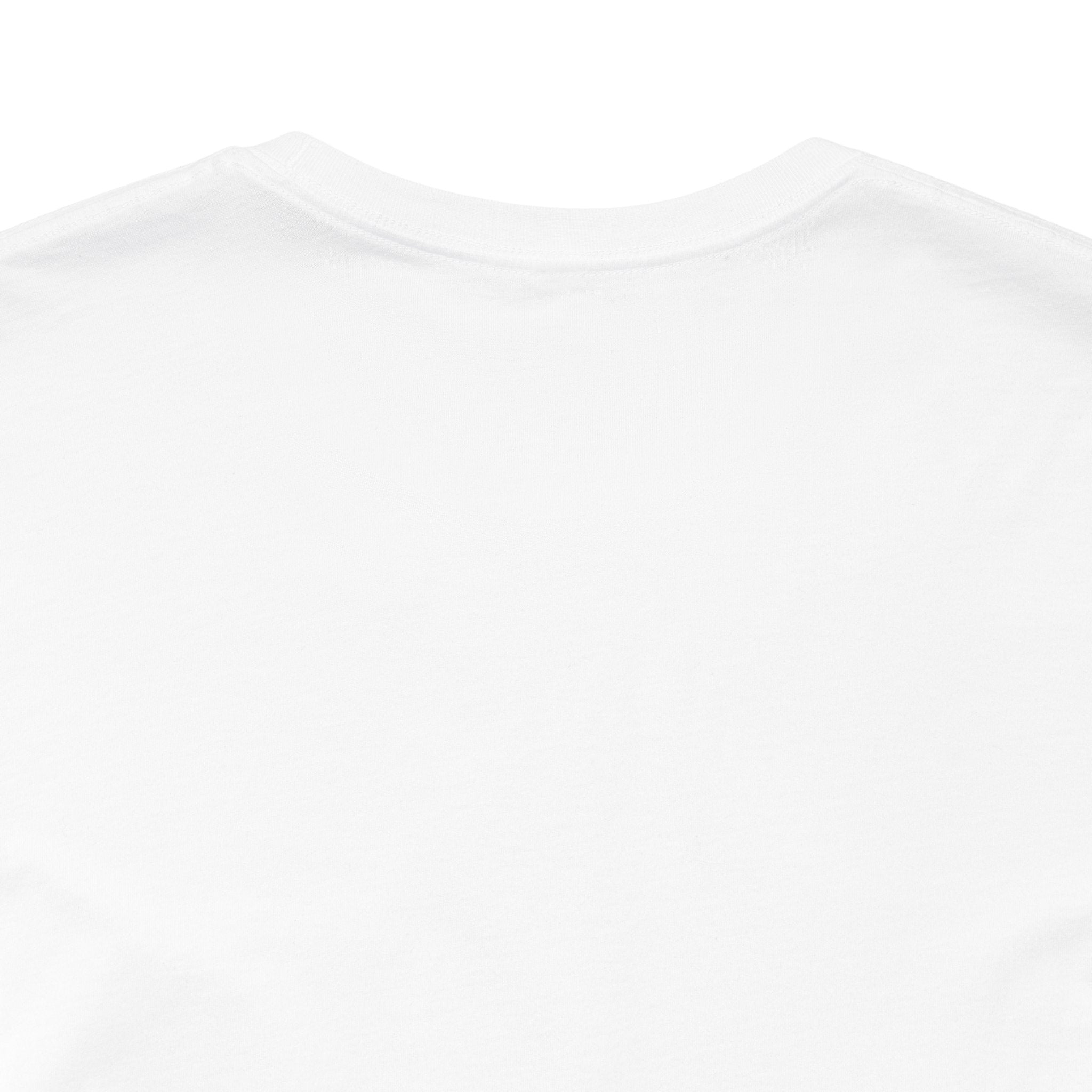 Vintage Jazz Singer T‑Shirt — Retro Microphone Noir Tee