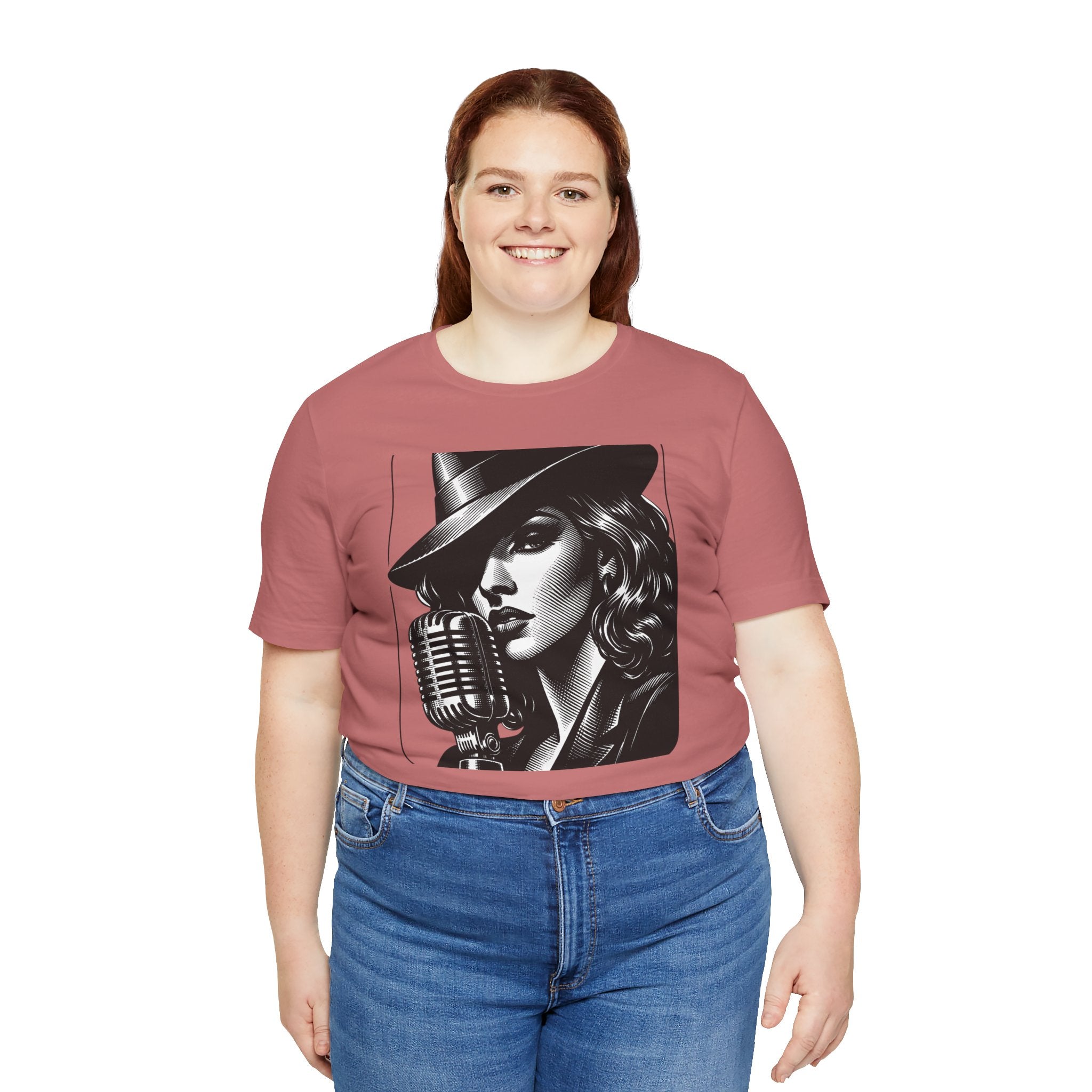 Vintage Jazz Singer T‑Shirt — Retro Microphone Noir Tee